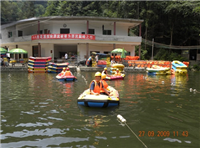 2009年優(yōu)秀員工河源萬(wàn)綠湖溫泉、漂流兩日游